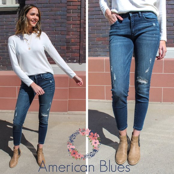 Judy Blue Denim - NWT Judy Blue Jeans Mid Rise Distressed Skinny
